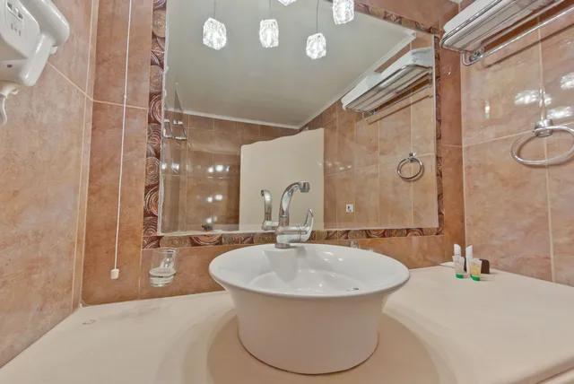 غرفة بسرير مزدوج أو سريرين منفصلين بإطلالة على الحديقة، Palmariva Beach Hotel By Anayia All Inclusive Resorts 6/8