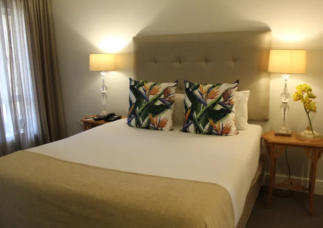 Suite River Facing، The Riverside Hotel 1/1
