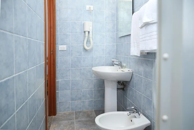 Room, Double or Twin Bed, Meli Hotel 9/10