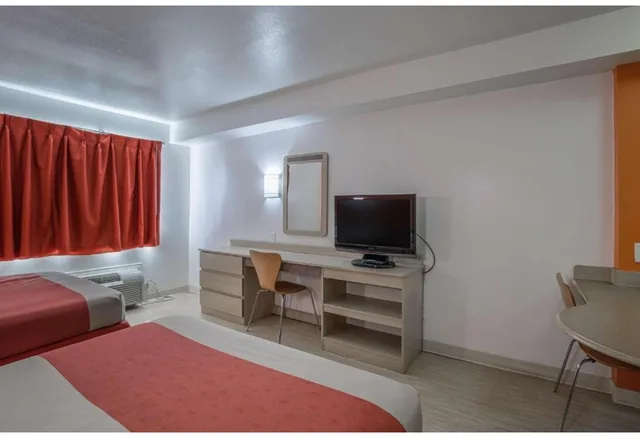 غرفة بسريرين كوين لذوي الإعاقة، Motel6 Pasadena, TX 5/7