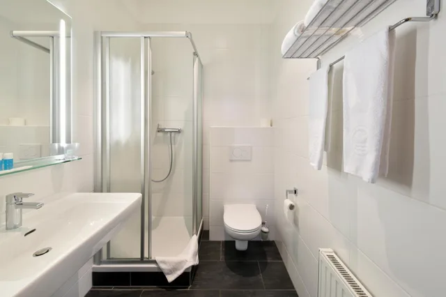 غرفة بسرير كوين، Lucia Hotel 9/10