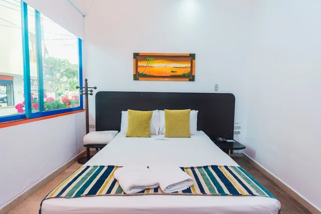 استوديو عائلي بسرير مزدوج وسرير بطابقين، Hotel Guatatur 1/4