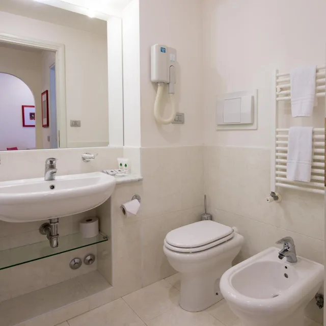 شقة عائلية، I Triangoli Residence 6/6