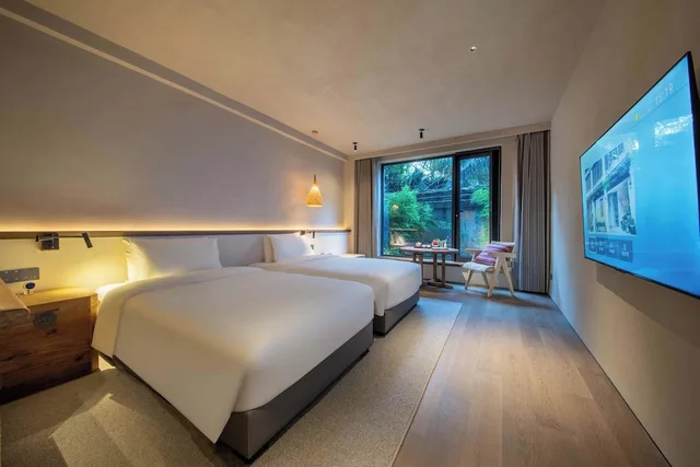 غرفة كومفورت بسريرين منفصلين بإطلالة على الفناء، YUANLI HOTEL 2/10