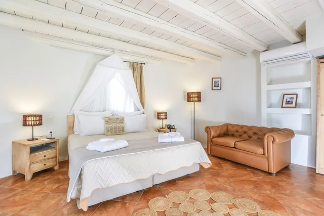 Windmill, Suite, Queen and Twin Beds, Two Story، Varos Village Boutique Hotel 2/3