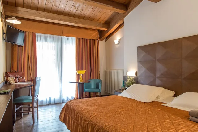 Deluxe, Double or Twin Bed, Hotel Delle Terme Santa Agnese 1/1