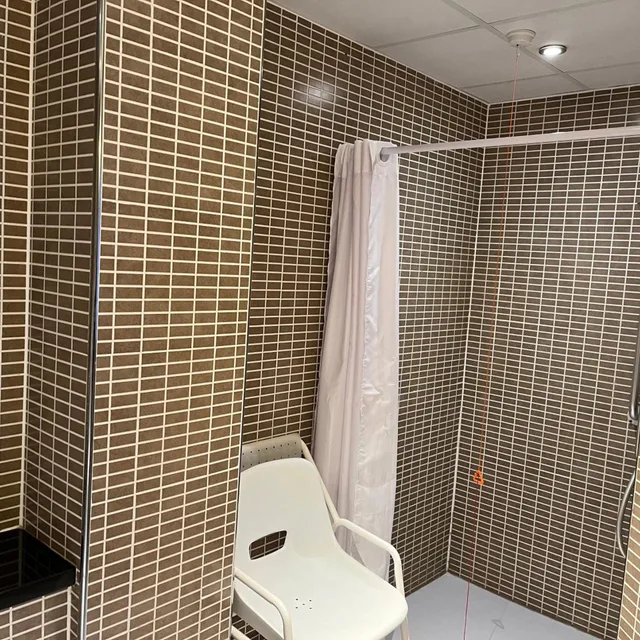 غرفة بسرير مزدوج لذوي الإعاقة، HOLIDAY INN DUMFRIES 9/9