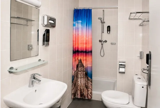Design, Studio, Suite, 5 Bunk Beds, Amsterdam Teleport Hotel 2/3