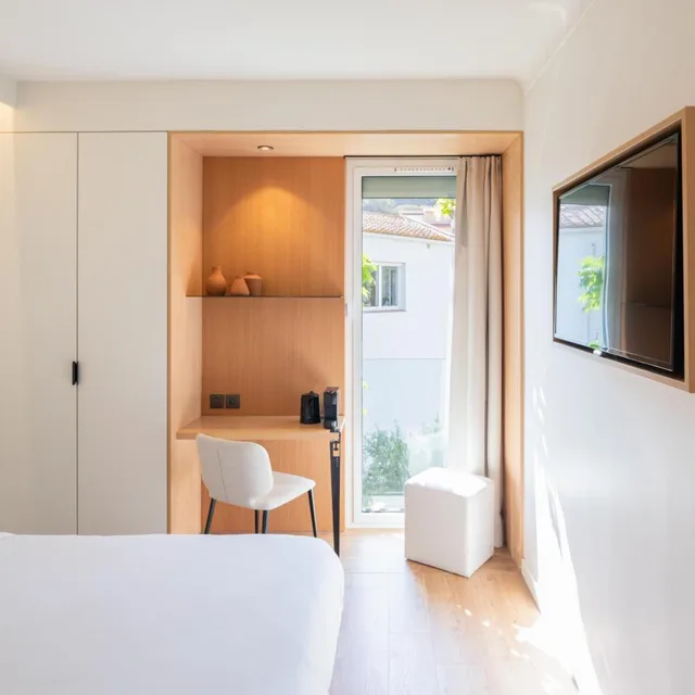 غرفة بسرير مزدوج، Les Elmes Hotel Spa 4/5
