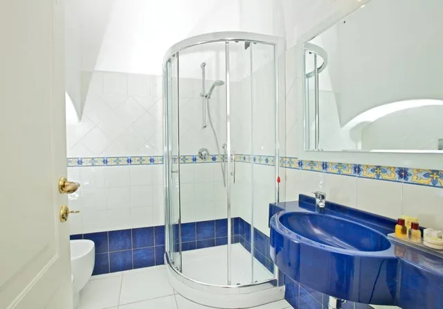 Superior, Double or Twin Bed, Sea View, Hotel San Michele 2/2