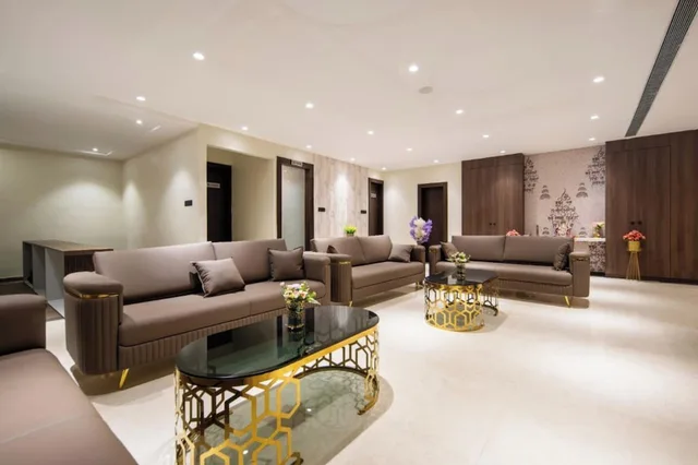 Hotel Kingsway، رايبور 29/40