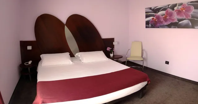 غرفة بسرير مزدوج، Ambra 5/10