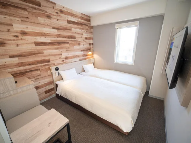 Compact, Twin Beds, Super Hotel Hakodate 1/2