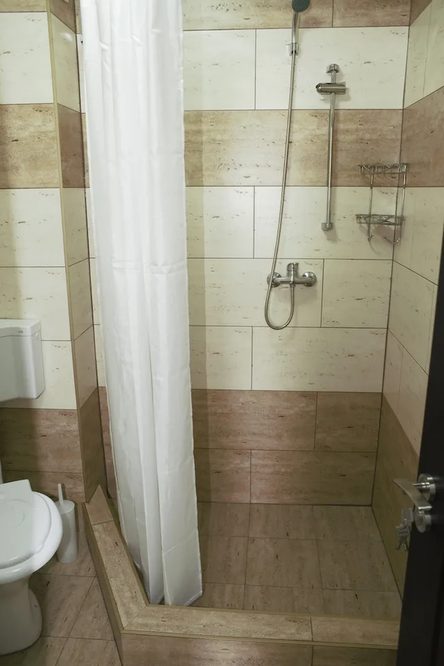 Classic, Queen Bed, Hill View، Vila William's 6/6