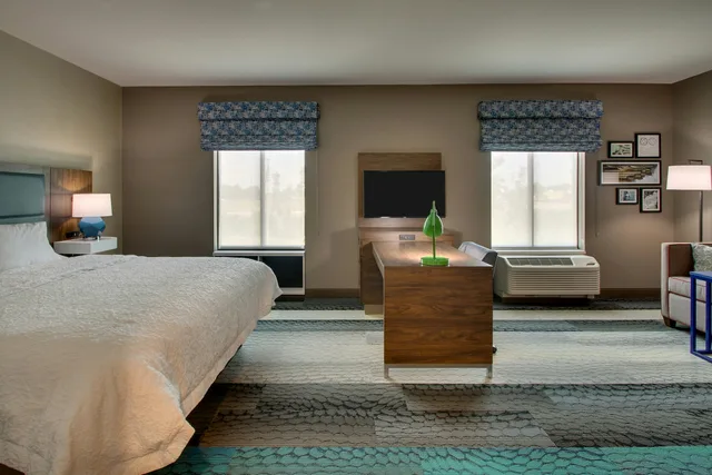 استوديو بسرير كينج، Hampton Inn And Suites Southport 3/5