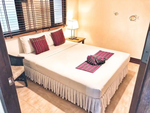غرفة ديلوكس بسرير فردي بغرفتي نوم، Birds & Bees Resort 3/10
