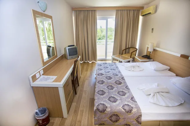 Standard, Single, Land View, Tuntas Beach Hotel Altinkum 1/6