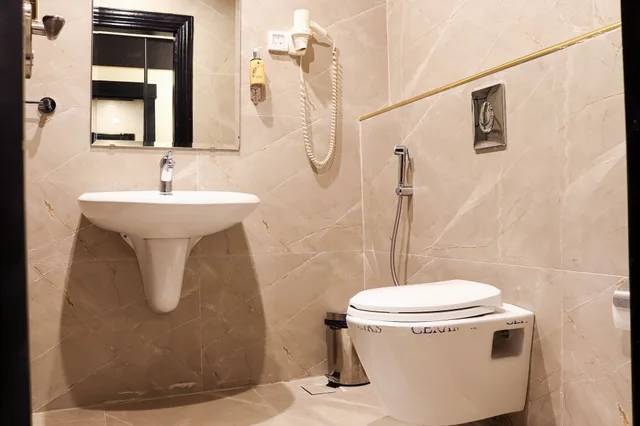 غرفة ثلاثية بثلاثة أسرّة، Raed Hotel Suites 8/10