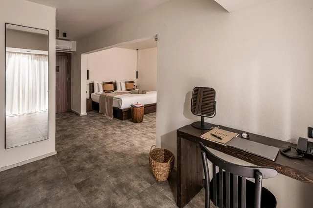 Deluxe, Double Bed, Lateral Side Sea View، Balmy Beach Resort Kemer 3/3