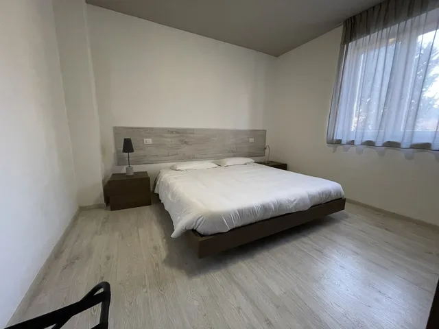 غرفة كومفورت بسرير كوين، Urban Homy Gorizia 2/4