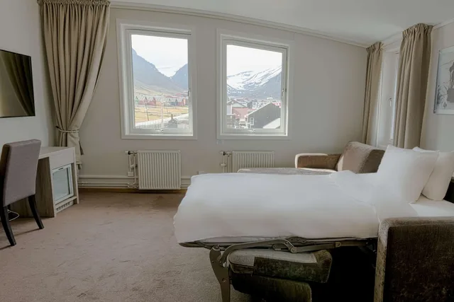 غرفة عائلية بسرير مزدوج، Radisson Blu Polar Spitsbergen 1/6