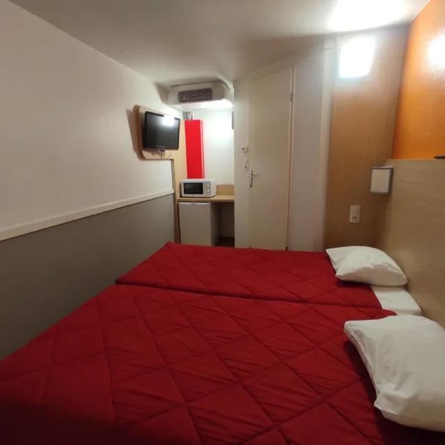 Plus, Comfort, Twin Beds، Premiere Classe Dijon Nord Zenith 3/10
