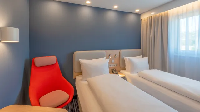 غرفة قياسية بسريرين منفصلين، Holiday Inn Express Hamburg South A7/As42 by IHG 4/6