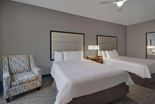 جناح بسريرين كوين مع أريكة لذوي الإعاقة، Homewood Suites By Hilton Hamilton Nj 4/6