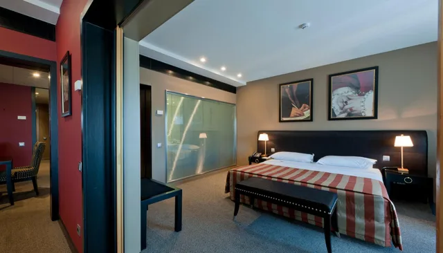 Suite, Casino Chaves 4/7