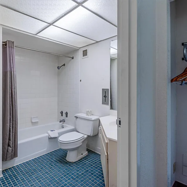 1 King Bed - Mob Acc RI Shwr Nsmk Micfridg، Motel6 Dumfries, VA 4/5