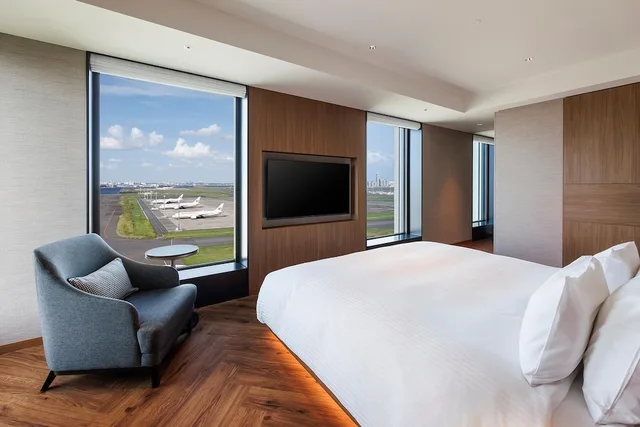 Metropolitan, Suite, Single, King Bed, Airport View، Hotel Metropolitan Tokyo Haneda 1/2
