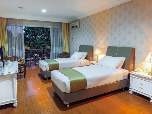 غرفة ديلوكس، Braja Mustika Hotel Bogor 3/3