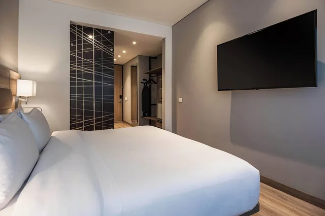 غرفة قياسية بسرير مزدوج، AC Hotel by Marriott Bogota Zona T 3/10
