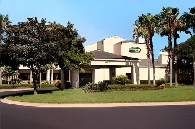 جناح بسريرين مزدوجين مع أريكة، Courtyard by Marriott Orlando International Drive/Convention Center 1/1