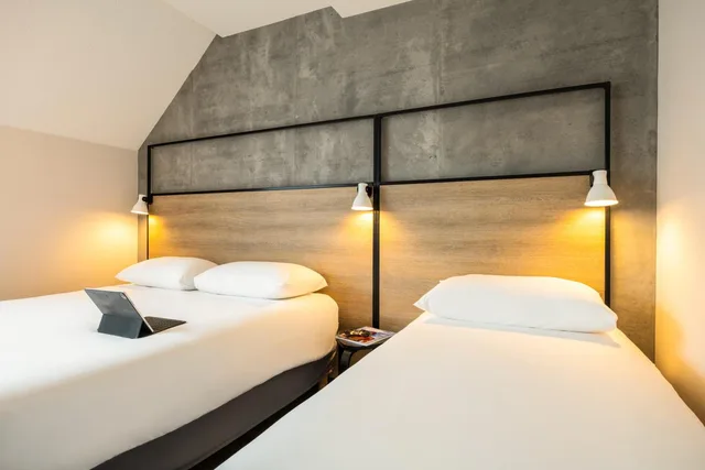 غرفة بسرير مزدوج مع سرير إضافي، ibis Namur Centre 4/9