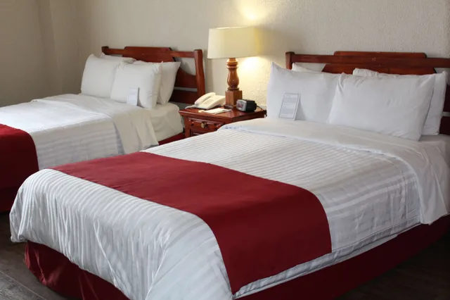 غرفة قياسية بسريرين مزدوجين لذوي الإعاقة، Best Western Hotel Majestic 4/10