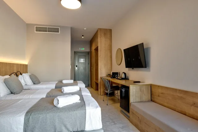 Swim Up, Triple, Pool View، White Olive Elite Rethymno 4/10