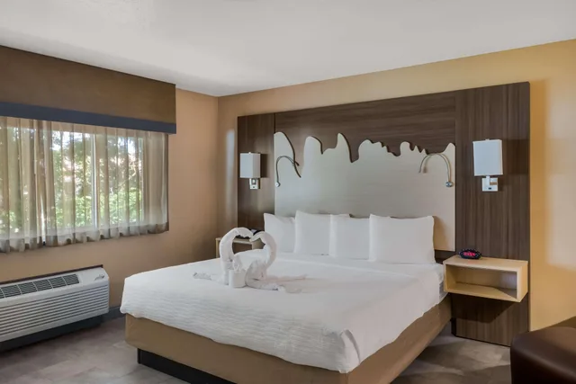 جناح رئاسي بسرير كينج مع أريكة، Best Western Plus Canyonlands Inn 4/10