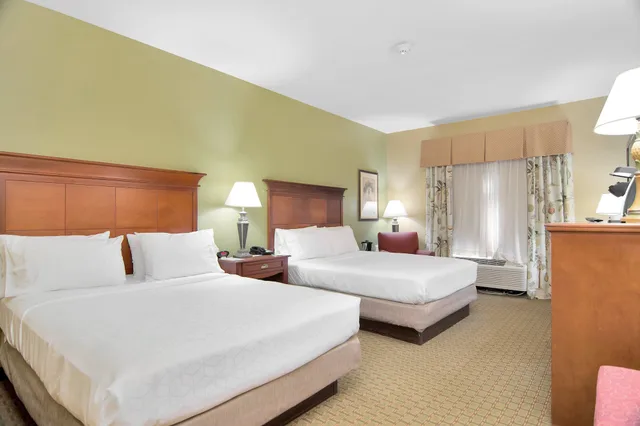 Standard, 2 Queen Beds, Accessible, Holiday Inn Express Hotel And Suites Dfw West Hurst 2/7