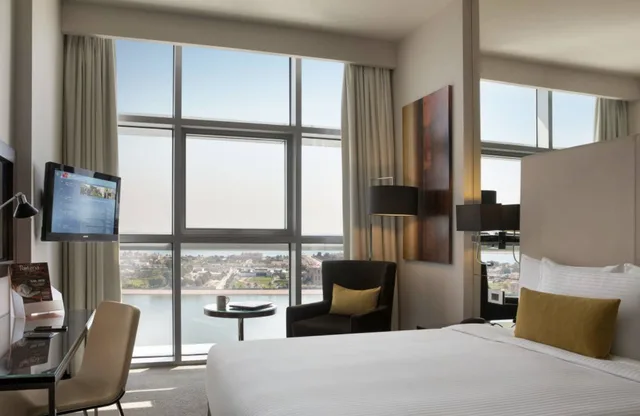 غرفة بسرير كوين، Centro Capital Centre By Rotana 1/2