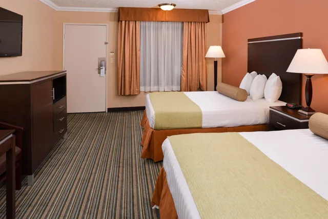 غرفة قياسية بسريرين مزدوجين، Best Western Courtesy Inn - Anaheim Park Hotel 2/10