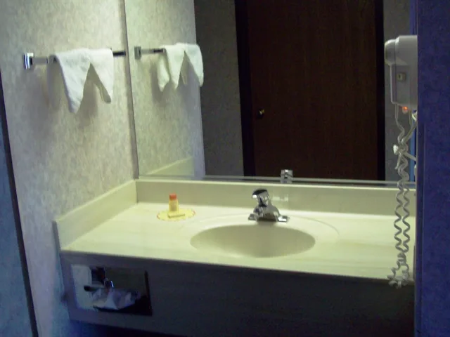 غرفة قياسية بسرير كينج للمدخنين، Days Inn & Suites By Wyndham Lordsburg 3/3
