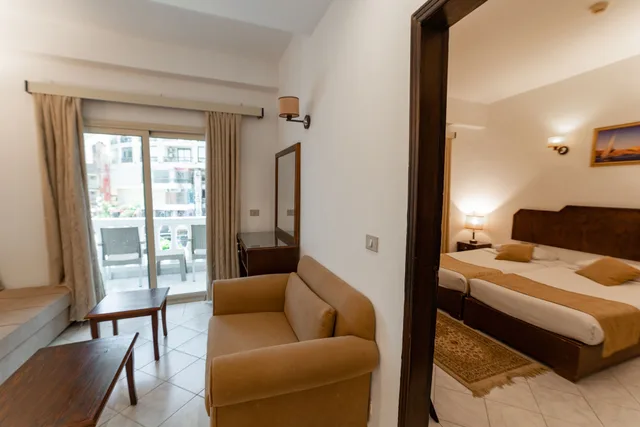 غرفة عائلية بسرير مزدوج مع أريكة، MinaMark Beach Resort & SPA for families & couples only 3/6