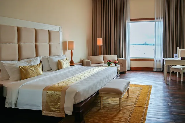 جناح كلوب بسرير كينج، Sokha Phnom Penh Hotel 1/9
