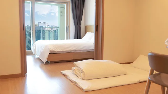 Room, Double Bed, Large, Run Hotel 1/2