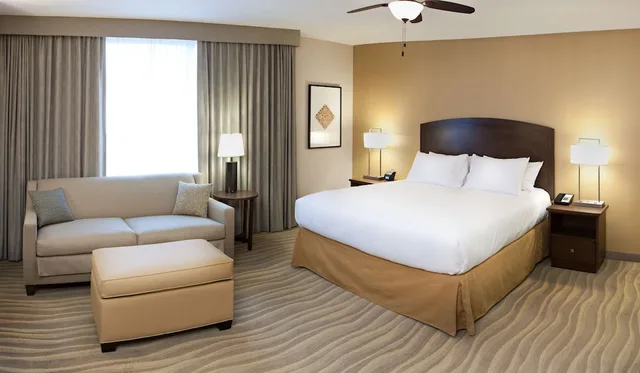 استوديو بسرير كينج بإطلالة على المرفأ، Homewood Suites By Hilton Halifax-Downtown 4/7