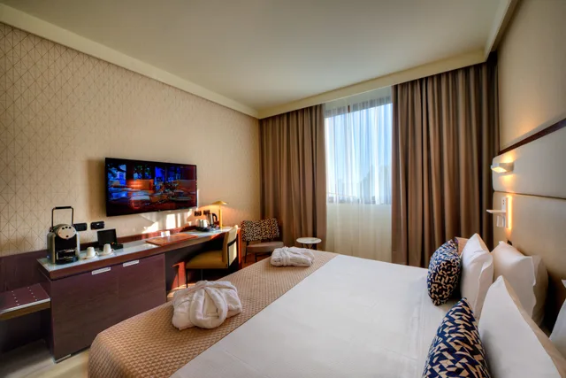 غرفة سوبيريور بإطلالة على المدينة مفردة بسرير كينج، Savhotel Aemilia Bologna 3/5