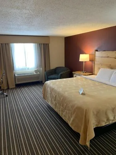 غرفة بسرير كينج لذوي الإعاقة، Studio6 Suites Butte, MT I-90 I-15 1/10