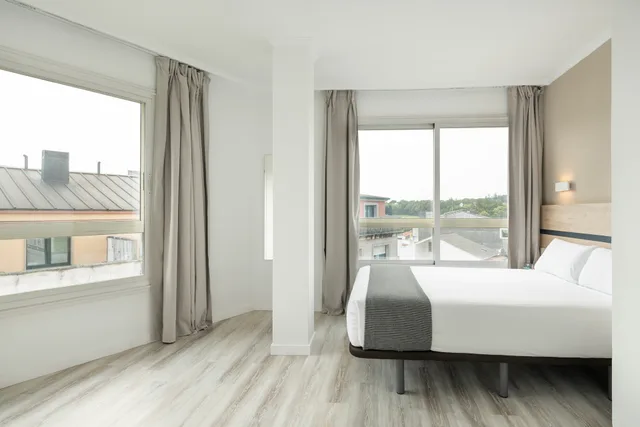 غرفة قياسية بسرير مزدوج أو سريرين منفصلين، Hotel Alda Camiño Ingles 6/10