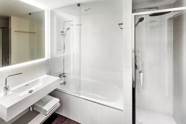 استوديو بسرير كينج مع أريكة، Courtyard By Marriott Prague Airport 2/2